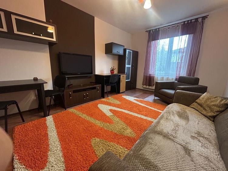 Inchiriez apartament 2 camere strada N. Iorga - 4