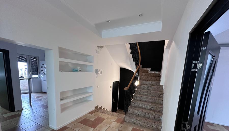 Parcul Circului .Vila nouă DP2E - 5