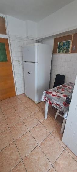 2 camere,sect3,Titan,,metrou 1 Decembrie la 6 min,Auchan la 8 min,piata la 2min - 15