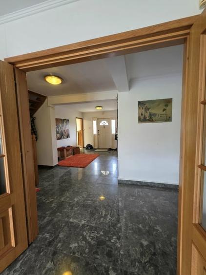 Vila deosebita de vanzare in Otopeni langa ''Ana Aslan'' - arhitectura germana - 14