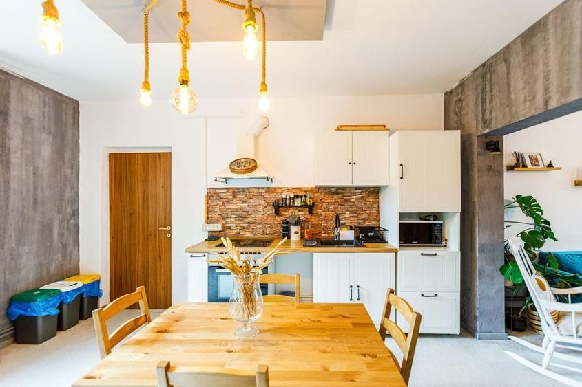 Favorit: Casă cu Personalitate, Locație Rară, Comision 0% - 5