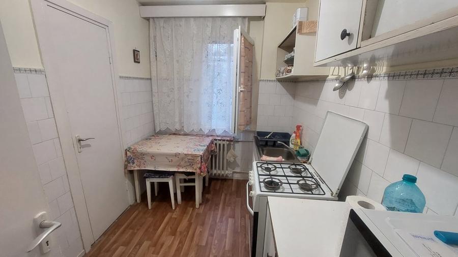 Apartament trei camere semidecomandat, etajul 3, Brazda zona Simplon - 4
