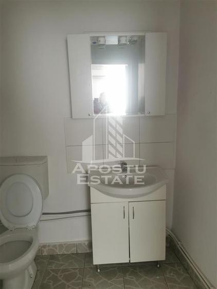 Casa in zona Printul Turcesc ,pretabil și pentru spatiu comercial . - 5