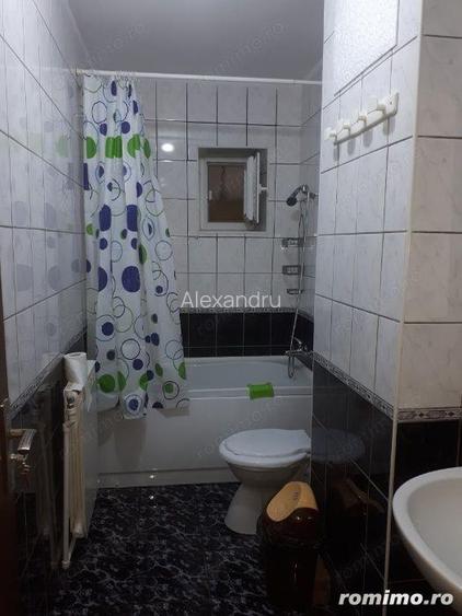 Apartament cu 2 camere situat la Piata Resita