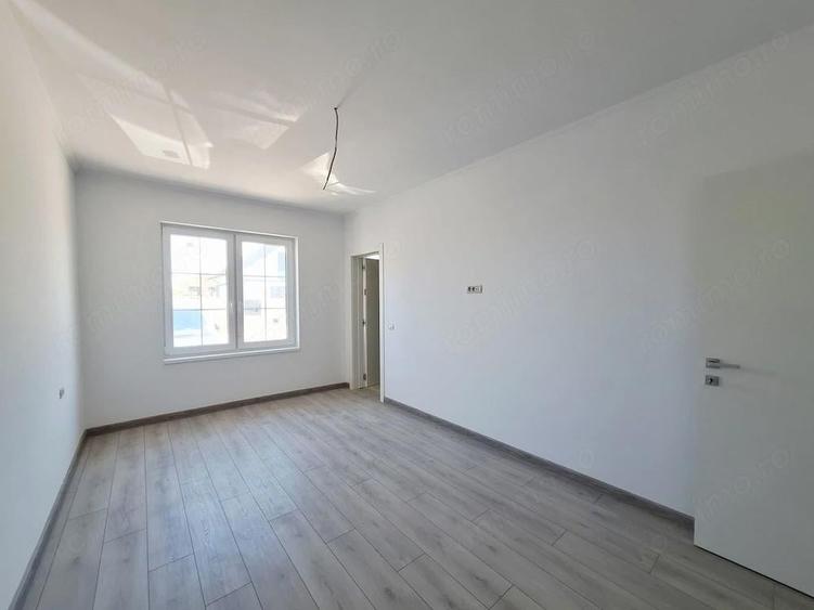 Duplex in stil mediteranian, pe parter, cu o curte generoasa ! - 7