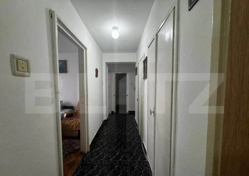 Apartament de vazare, cu 4 camere, 90 mp + balcoane, zona La - 4