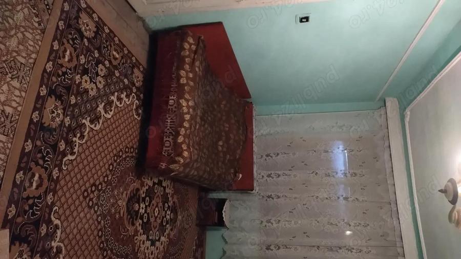 Vand casa in Doma?nea cu patru camere. (30 km de Baile Herculane) - 8