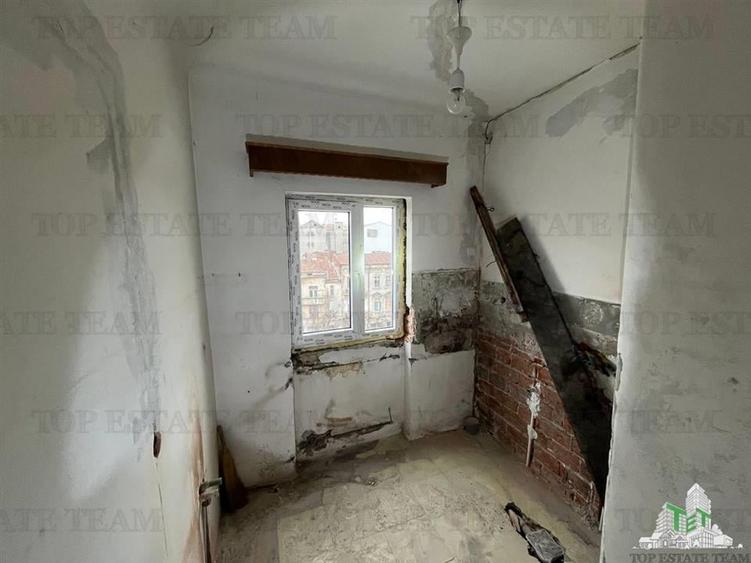 2 garsoniere adiacente la rosu pe Calea Grivitei, etaj 4 - 4