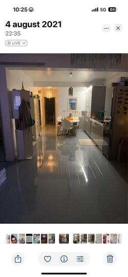 Ofer spre vanzare un qpartament in zina centrala! - 2