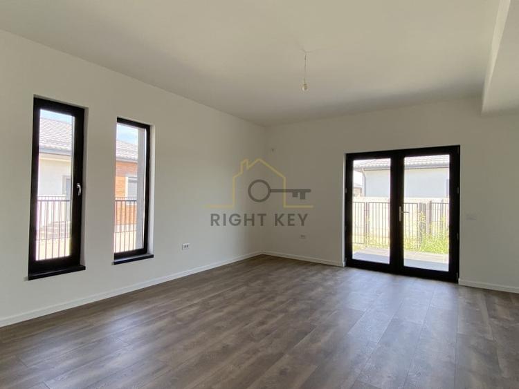 Casa parter 4 cam, 380mp teren, incalzire prin pardoseala! Comision 0% - 1