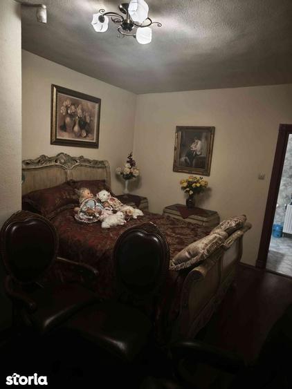 Casa impozanta in inimaSibiului,8camere ,saseasca,mobilier de colectie - 11