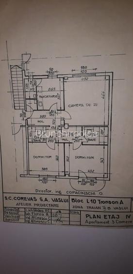 Vând apartament 3 camere decomandat ultracentral Vând apartament 3 camere decomandat ultracentral