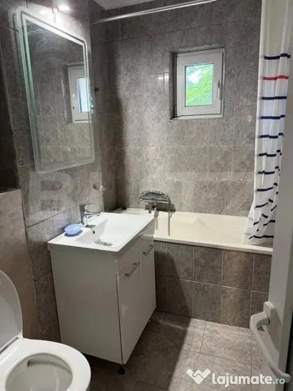 Apartament cu 4 camere decomandat în Zorilor