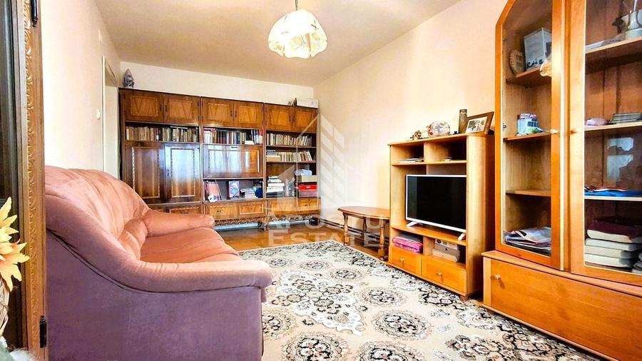 Apartament 4 camere decomandat zona Centrala - 1