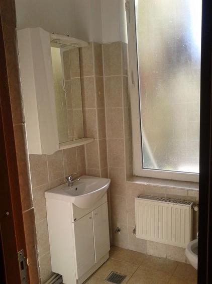 Piata Iancului, metrou, vila P+1E+M cu 5 camere, 3 bai - 11