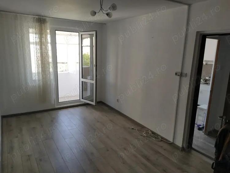 Proprietar garsoniera Astra confort 1 decomandata 33 mp - 3