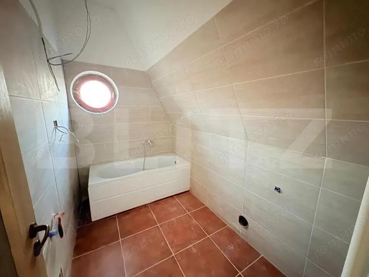 Casa de vanzare 534 mp, teren 16.351 mp, Viile Satu Mare - 1