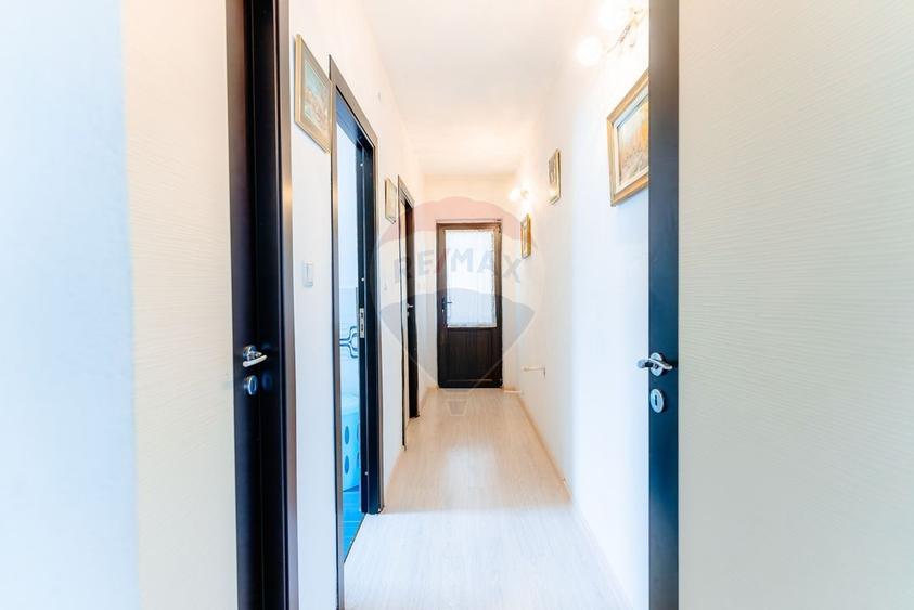 Casă de vânzare P+1 – 245 mp utili, teren 1.240 mp – Băbana,  Argeș - 7