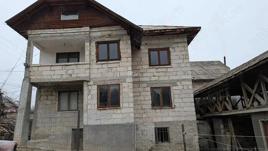 Casa de vanzare