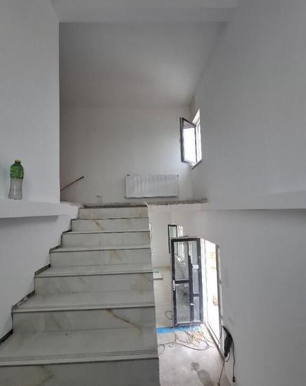 Pantelimon Ilfov,p+1,casa 5 camere,3 bai,dressing,334mp,comision 0% - 10
