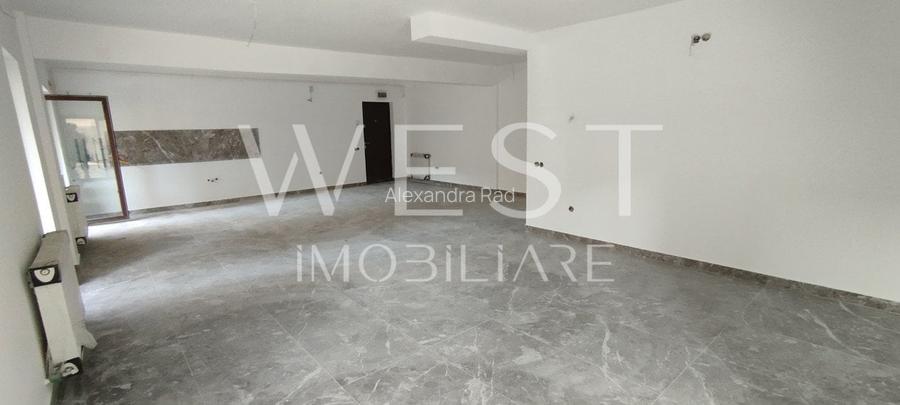 Spatiu Comercial de Inchiriat | 54mp  + 17 mp Terasa | 2 Locuri de Parcare |