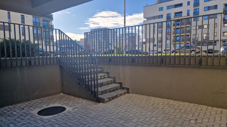 Spațiu Comercial de 93 mp în Inima zonei Tractorul– Coresi! - 2