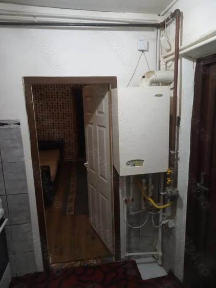 Proprietar ,inchiriez apartament 2 camere, la curte ,Lizeanu -Obor, gaze ,centrala proprie - 2