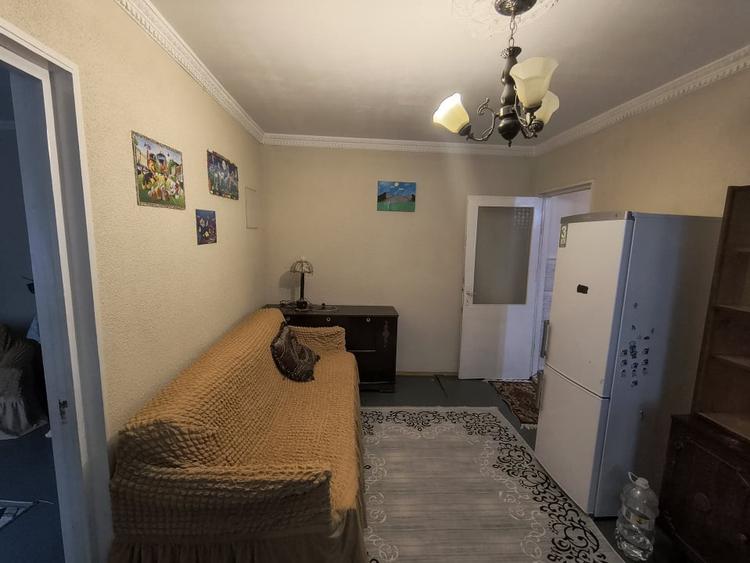 KM 4 5 - apartament 3 camere semidecomandat boxa - 1