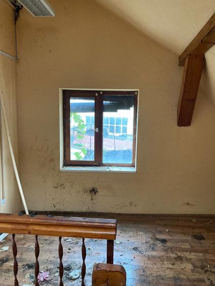 Vand casa P+M cu 4 cam.in zona 7 Noi. - 2