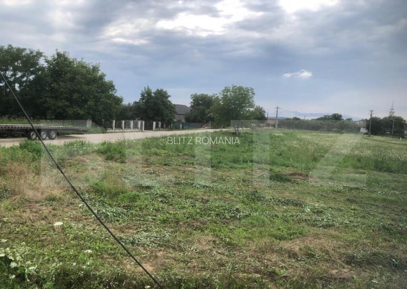 Teren intravilan, cu doua fronturi, zona Supuru de sus Teren intravilan, cu doua fronturi, zona Supuru de sus