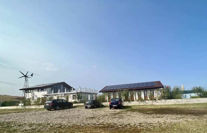 PENSIUNE/PISCINA MUNTENII DE SUS VASLUI - 1