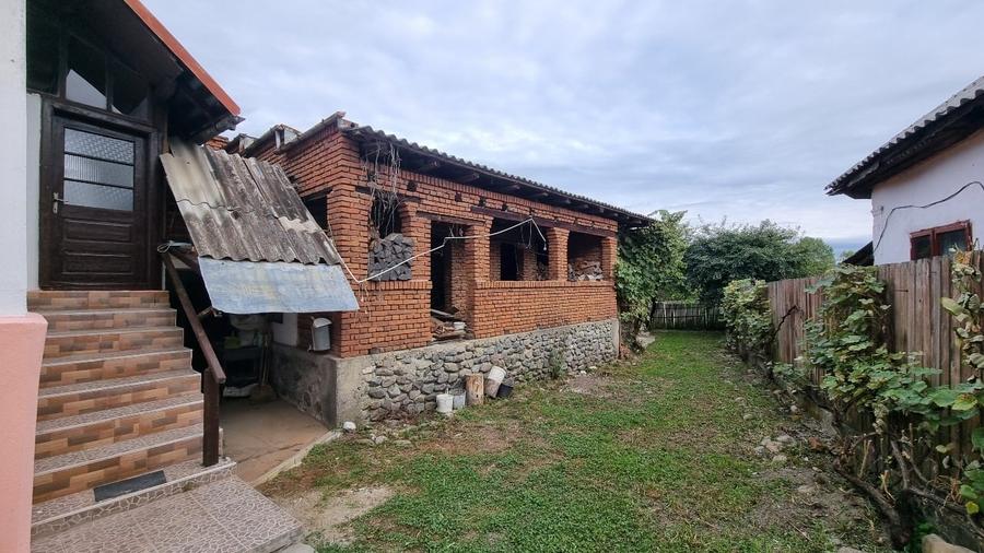 Casă de vânzare în Comuna Domnești, județul Argeș - 13