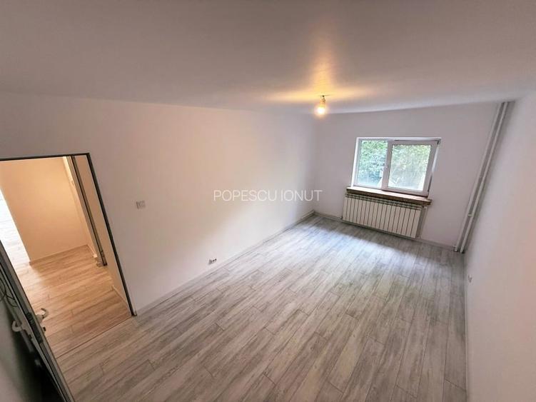 Apartament 3 camere Decomandat - Nicolina - prima statie dupa Podul Ros