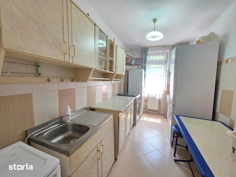 3 camere, decomandat, zona ultracentrala, etaj intermediar, mobilat - 4