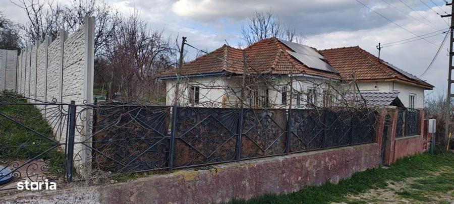 Casa mare sat Maceu, 3 camere,bucatarie,hol,baie - 4