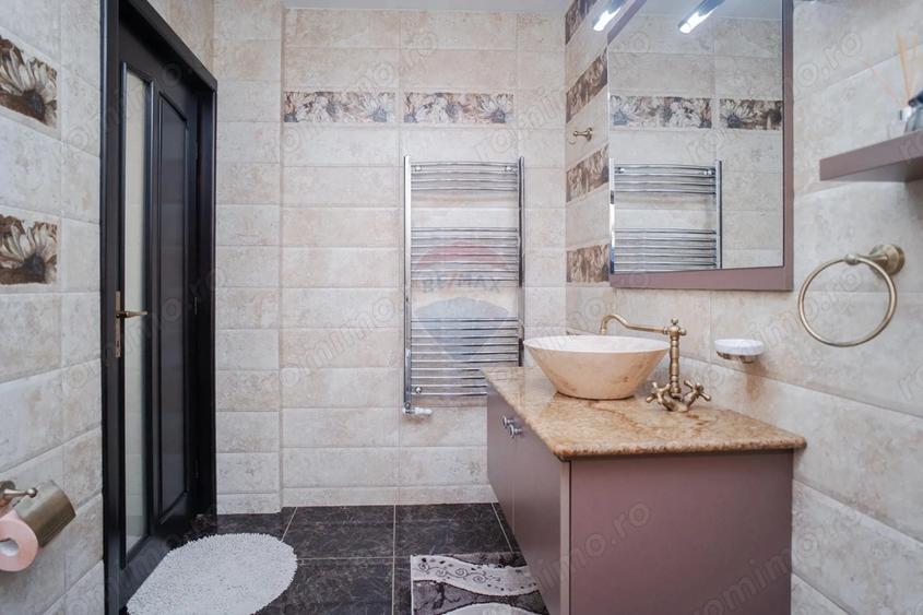 0% Comision - VILA de LUX de vanzare Cu iaz natural - 8