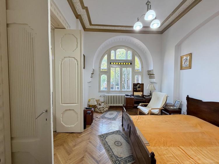 Apartament boem - Casa istorica - curte generoasa - 5
