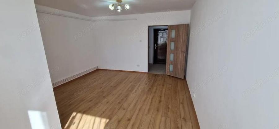 Garsoniera, 31 mp, zona Turnuri - Bals - 3