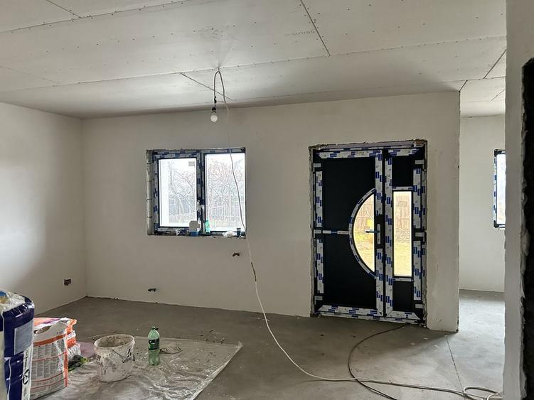 Casa de Vanzare Gugesti - 1