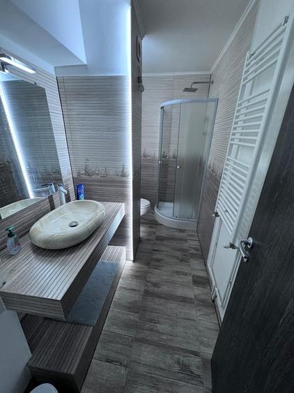 Apartament cu 4 camere in complexul studentesc - 6