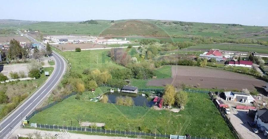 Teren Ilisesti cu Iaz 5174 mp/ Strada Principala - 2