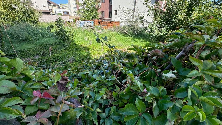 Teren 500 mp, Compozitori, 500 mp, 190000 euro