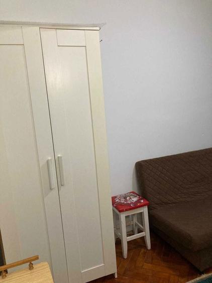 Inchiriez sau vand camera de camin - zona Medicina - 3