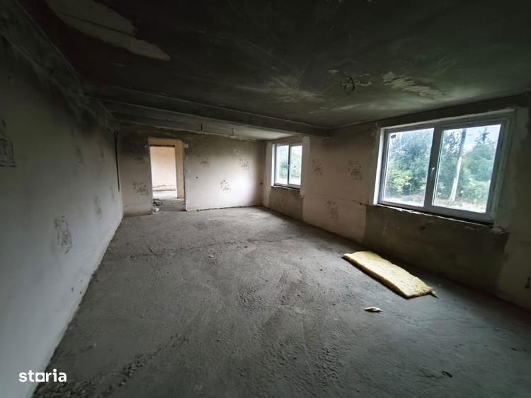 Hala + teren 8000mp de inchiriat, zona Manastioara, Siret - 1