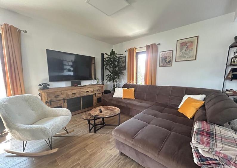 Casa eleganta in zona rezidentiala Ghimbav - cu vedere panoramica!