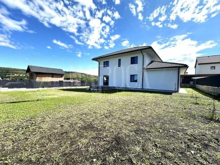 Casa 4 camere de vanzare in Chinteni - 4