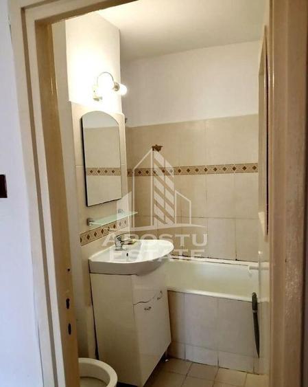 Apartament cu 3 camere, etajul 2 cu lift, zona Spitalului... - 2