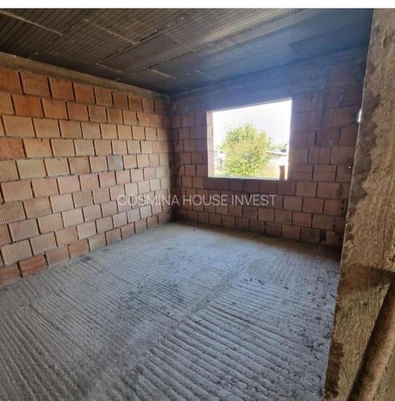 Casa la rosu parter +1E An constructie 2025 - 1