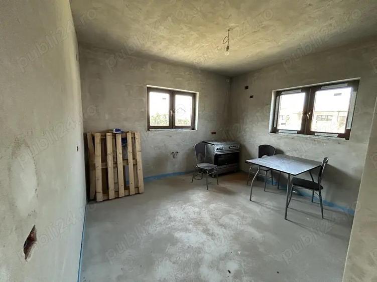 Vand vila noua Livada-Sanleani,st.840 mp,sc.130 mp,situat pe 2 strazi - 13