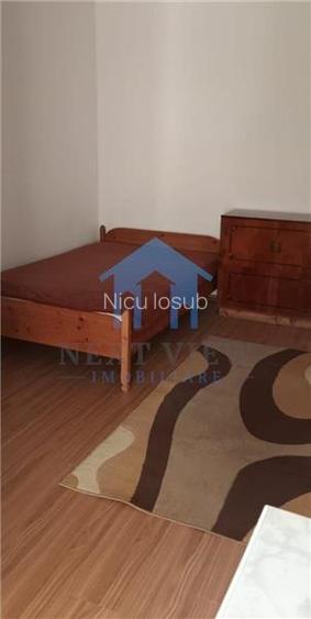 Garsoniera, Manastur